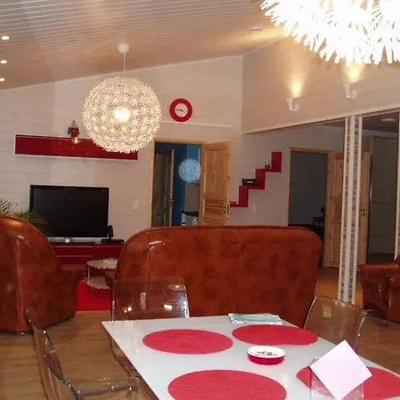 Scandinavian Dream Vikajarvi- Rovaniemi منزل ريفي